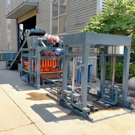 QT4-25 Mechanical Automatic block making machine